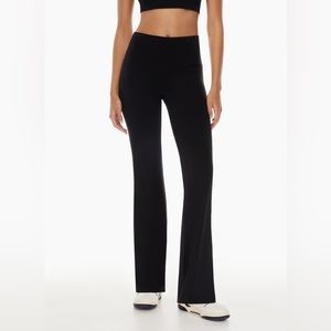 Aritzia TNA flared leggings